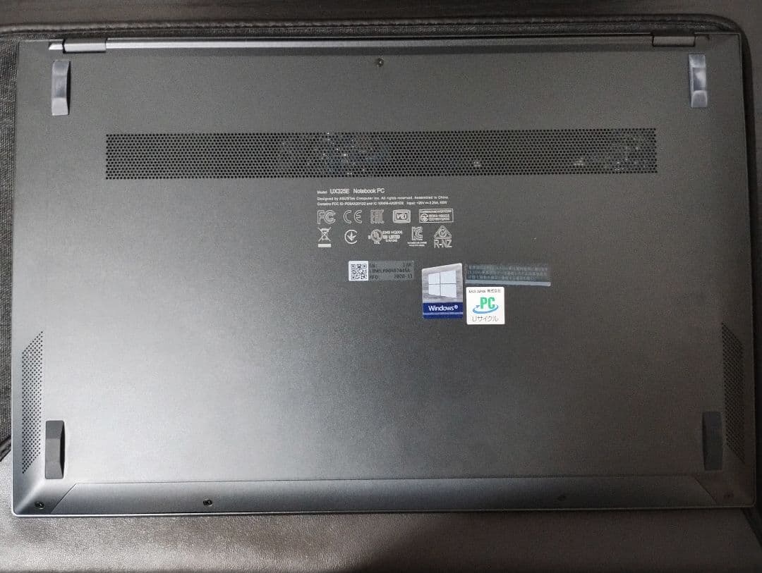 Windowsノート本体 ASUS Zenbook