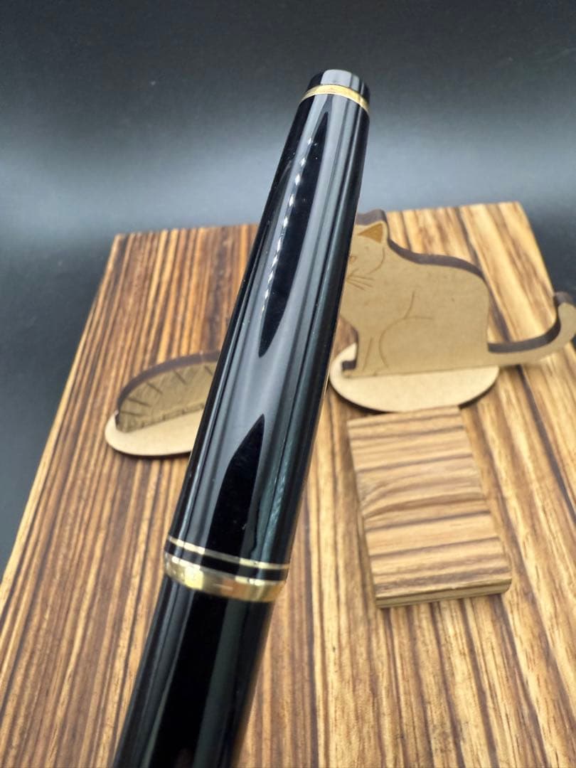 MONTBLANC 万年筆　NO.22 黒軸 美品 EF 14C