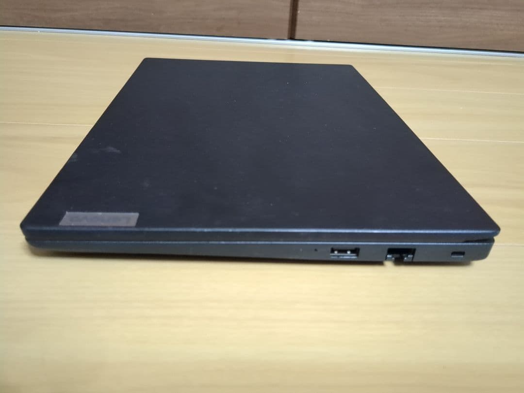 Lenovo V14 Gen4 ・Ryzen 3・8GBメモリ・256GBSSD