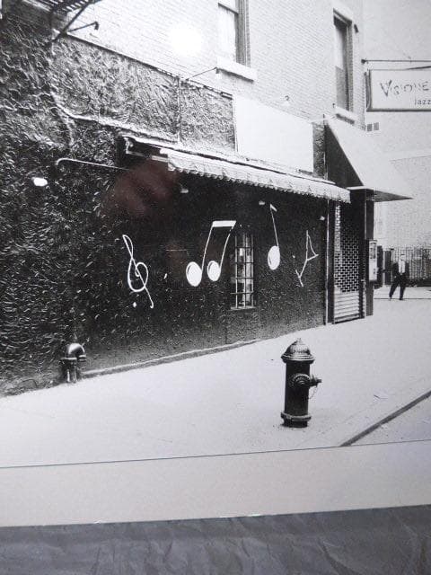 アメリカのジャズスポット「Visiones」の写真です　古いものです