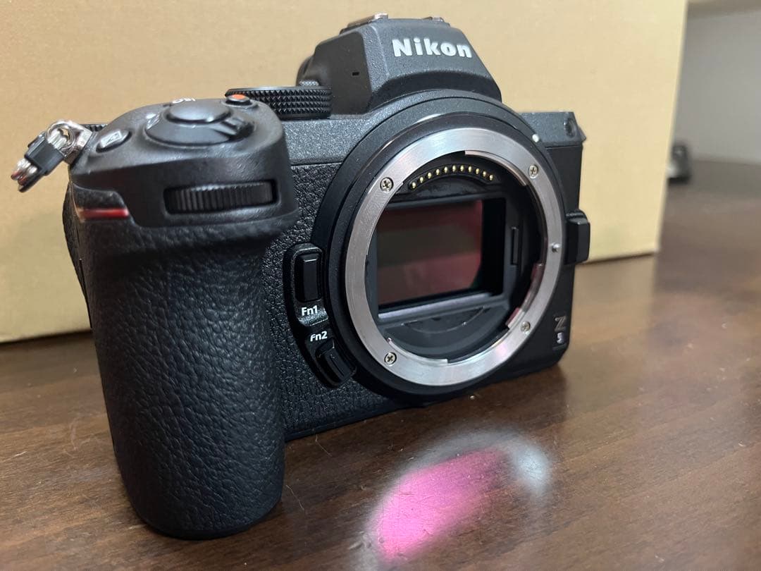 ニコン Nikon Z5 ミラーレスカメラ ボディ シャッター約6,200