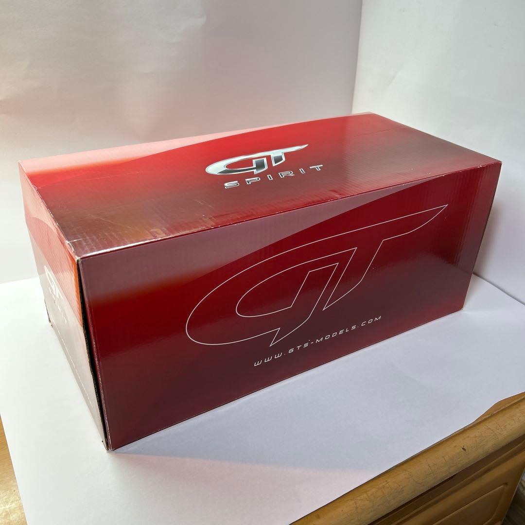 1/18 GTS ベントレーダーボー（ホォレストグリーン）