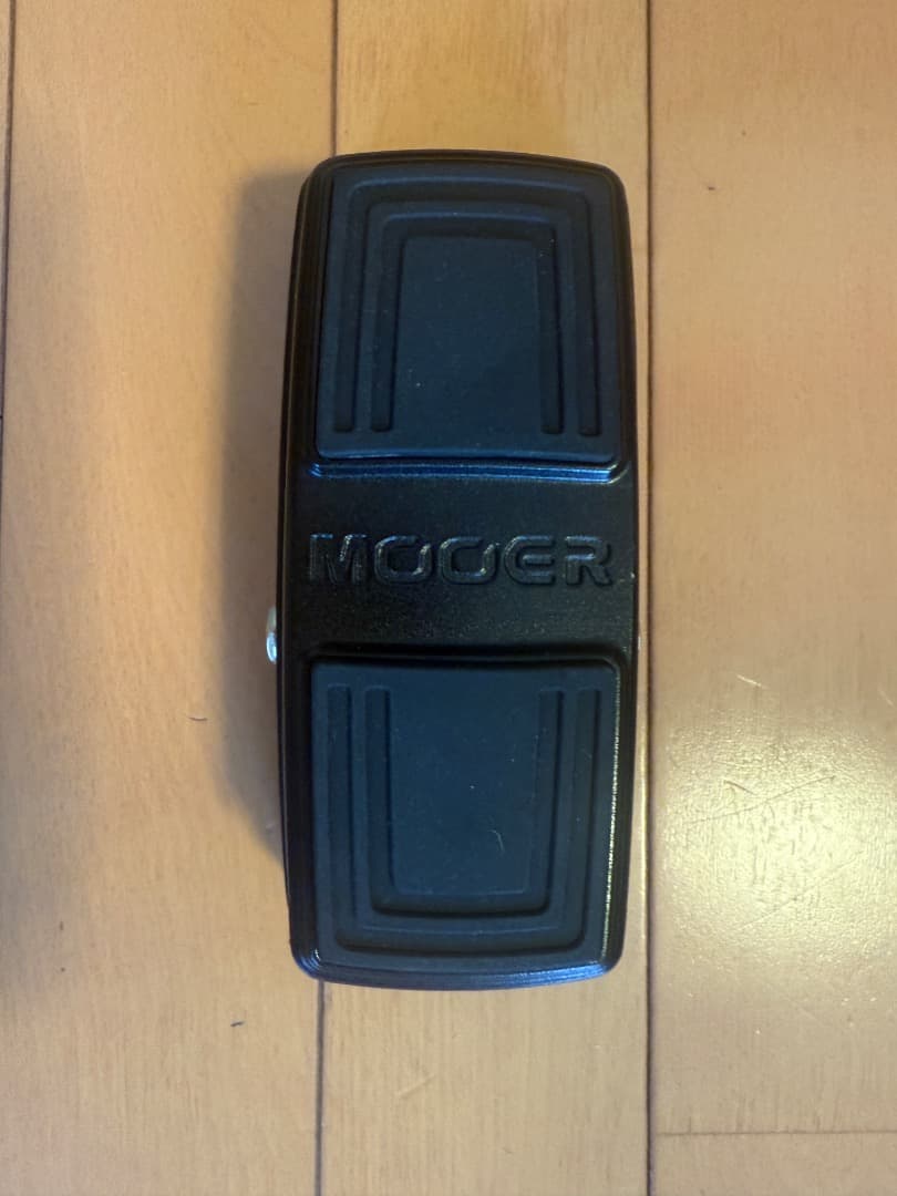 ギター MOOER FREE STEP