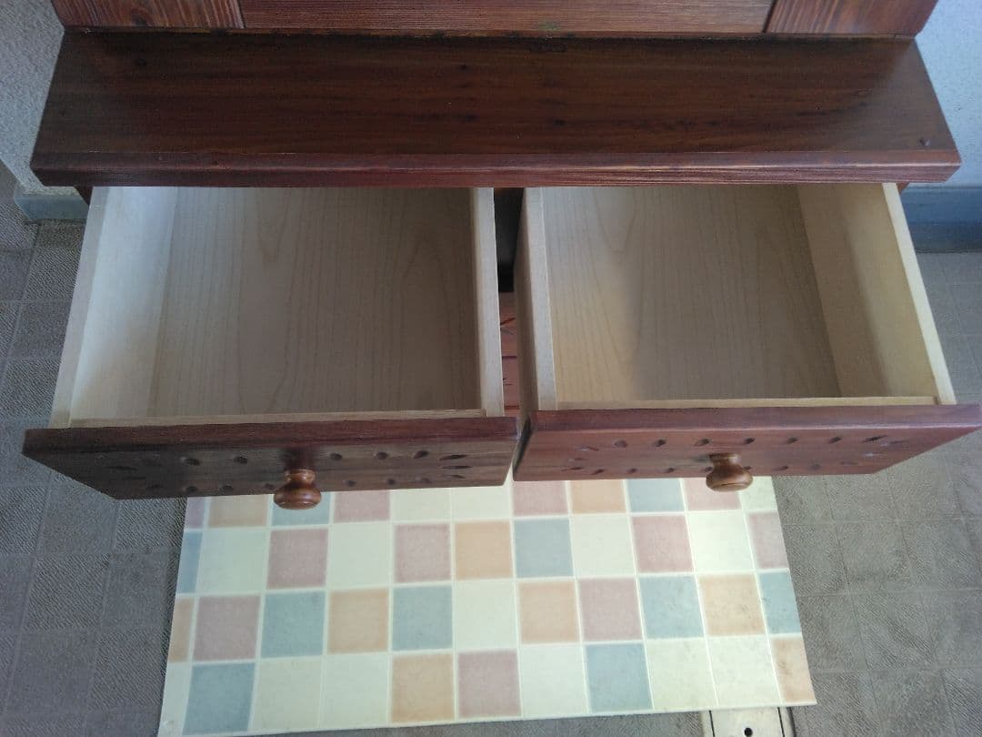 チェスト付きライティングビューロー