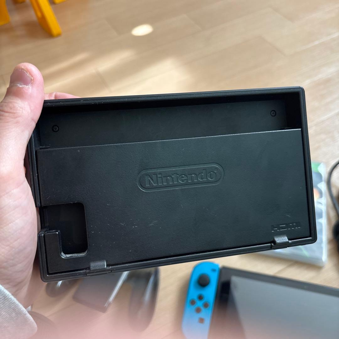 Nintendo Switch 本体 + ゲームソフト2点セット+箱あり
