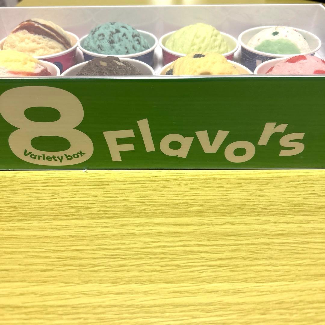 ちな ！ 非売品 食品サンプル　アイスクリーム8個ボックス入り