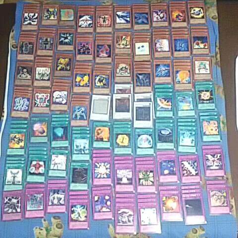 遊戯王引退 ブラックフェザー・ドラゴンホログラフィックレア　収録パックまとめ付き