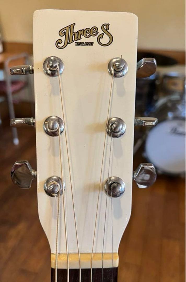 Three S アコースティックギター ホワイト