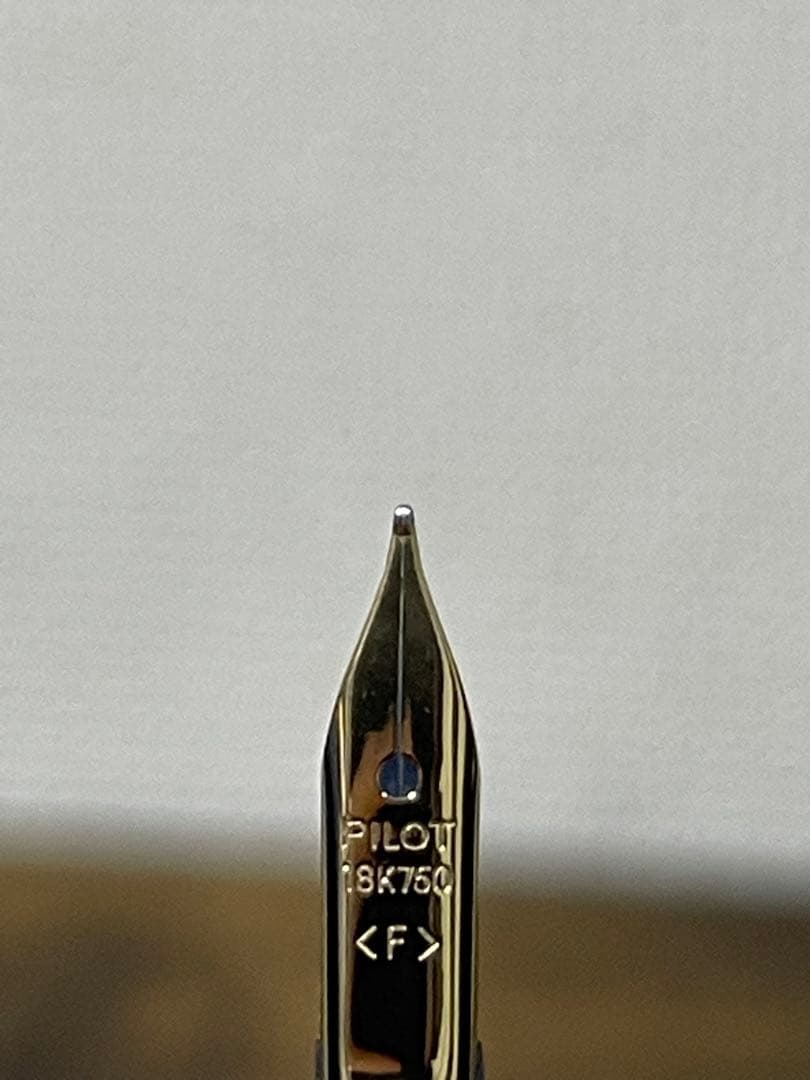 未使用　タグ付　ダークブルー　マーブル　18k キャップレス　万年筆　パイロット