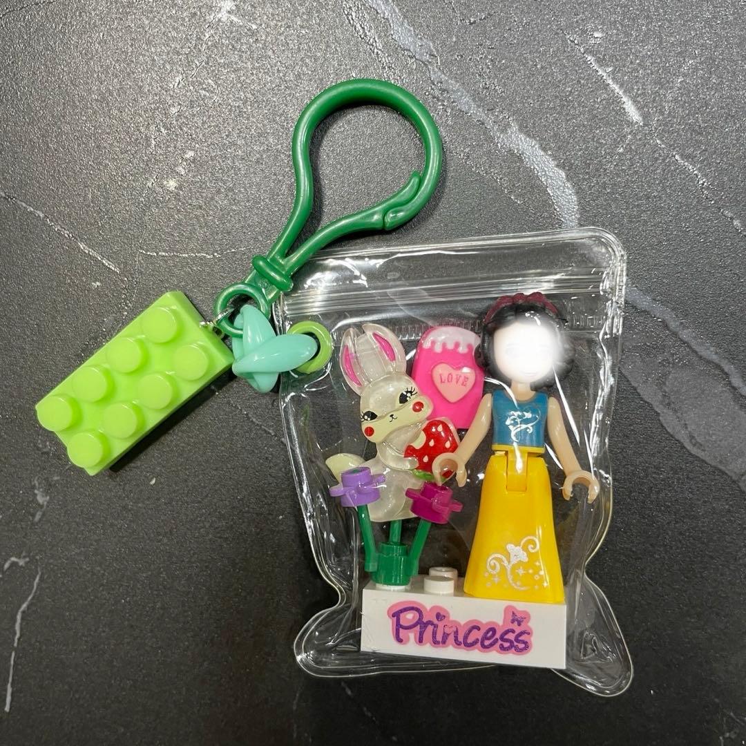 ガチャ詰めポーチ キャンディバック  ガチャ　じゃらじゃらキーホルダー