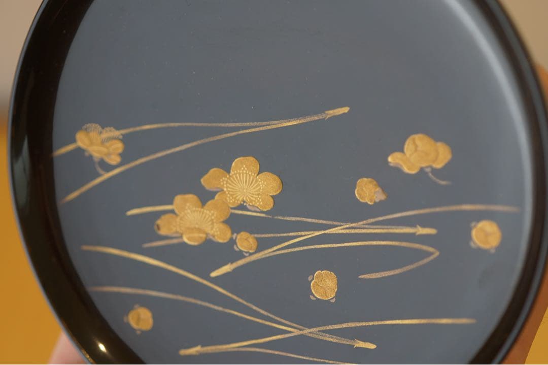 梅花松葉蒔絵・沈金風金円文(竹線刻) 黒漆吸物椀 2客/輪島塗 木製漆器 茶懐石