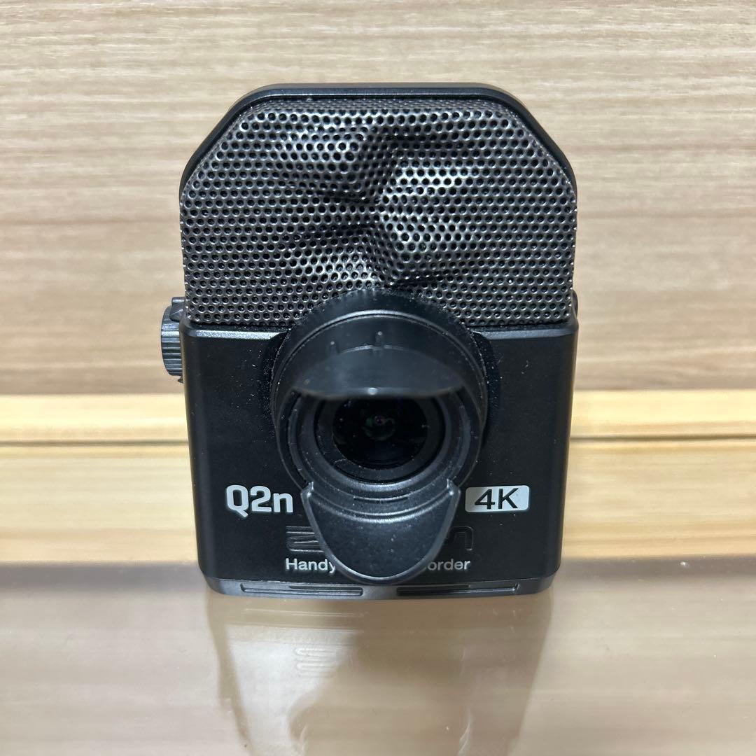 Zoom Q2n 4K ハンディビデオレコーダー