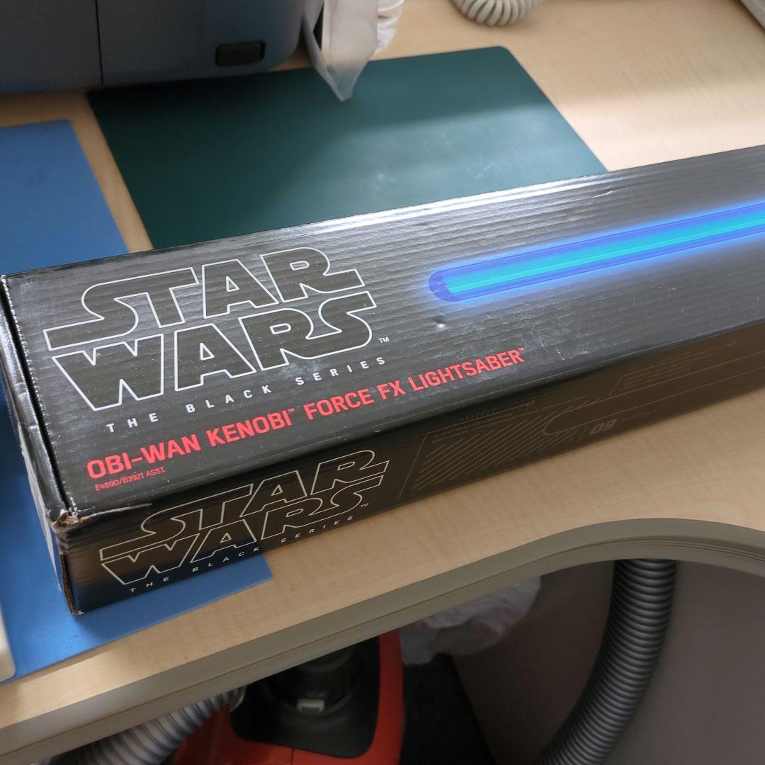 【新品未開封】スター・ウォーズ オビ=ワン・ケノービフォースFXライトセーバー