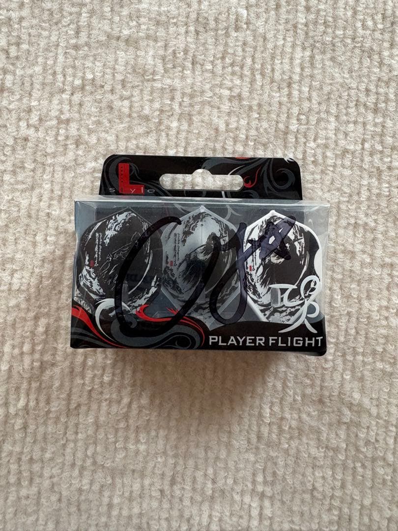 【最終値下げ】坂口優希恵モデル　エンプレチュ3(バレンタイン限定)ダーツセット