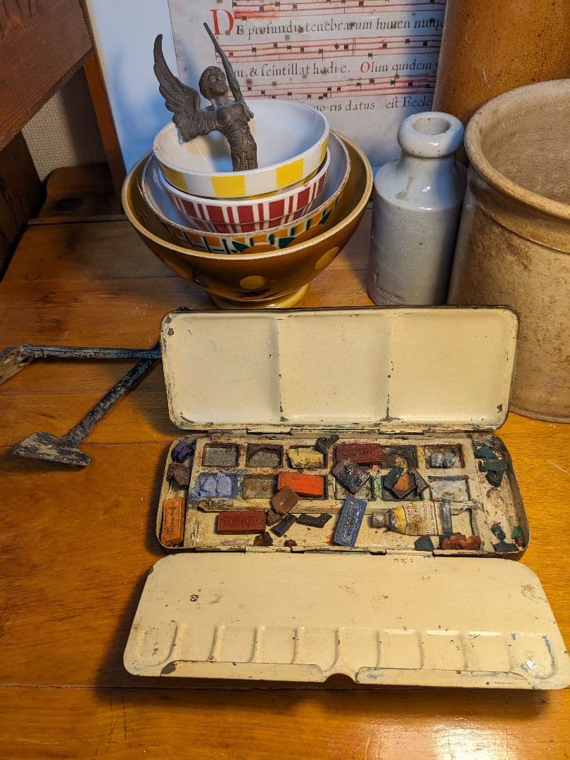 値引OK　フランスアンティーク　水彩絵具パレット 金属製　この良さが分かる貴方へ