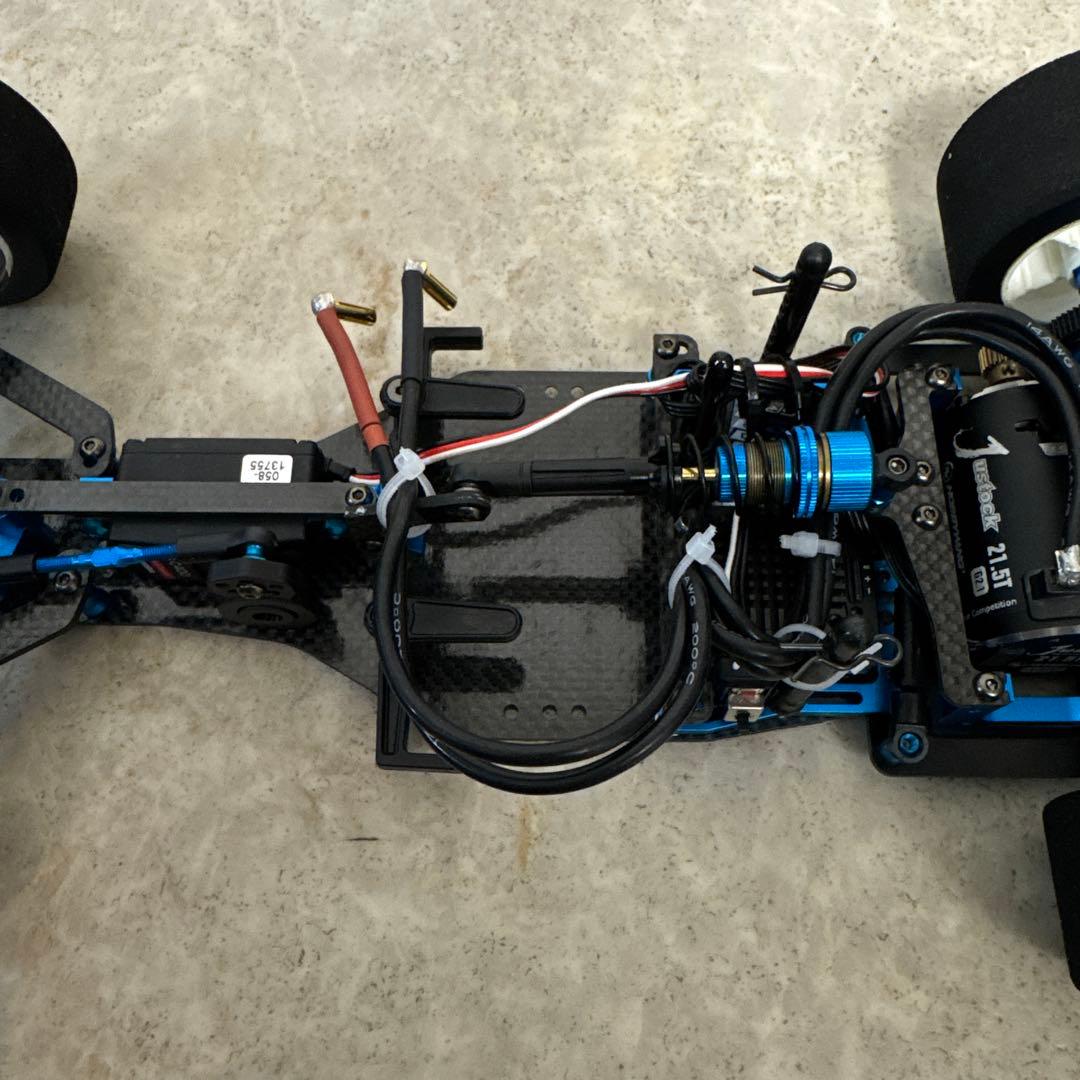 タミヤ TRF104 シャーシ(組立メカ搭載済み)