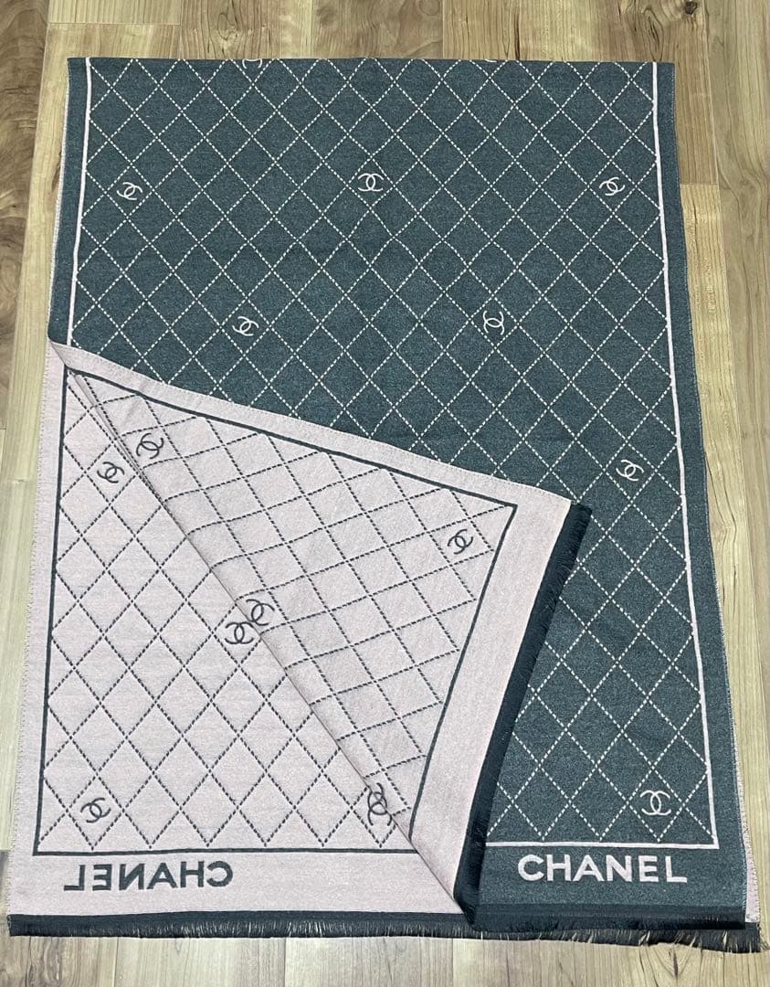 難有　CHANEL ノベルティマフラー ピンクxグレー