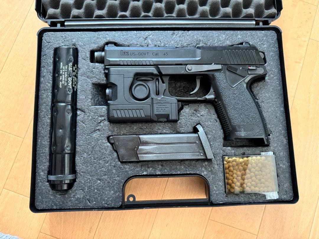 東京マルイ　SOCOM Mk23 固定ガスガン　ケース付き