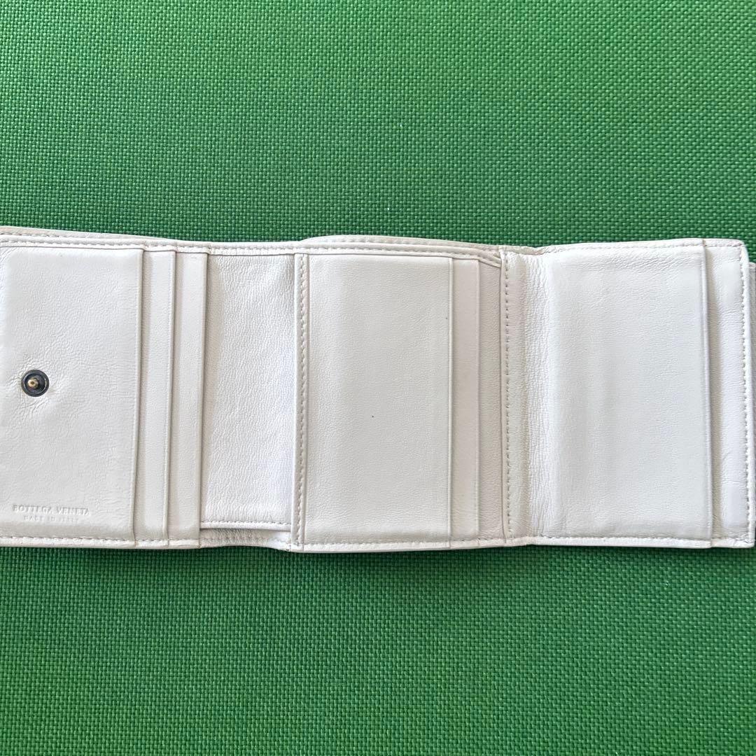 ボッテガヴェネタ　オフホワイトレザー