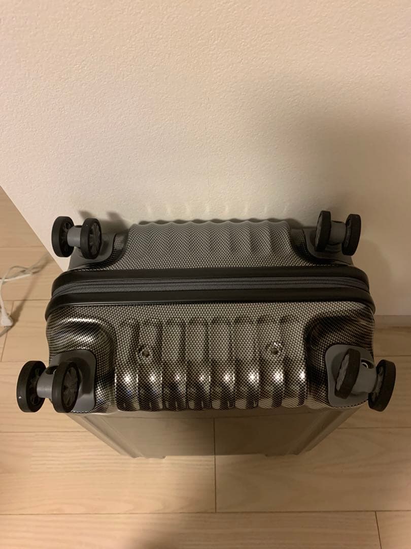 新品　ace スーツケース