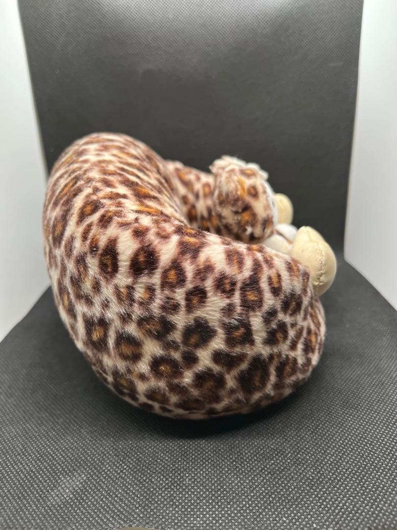 ハローキティ　ヒョウ柄　マスコット　ぬいぐるみ　ソファ型小物置き　レトロ