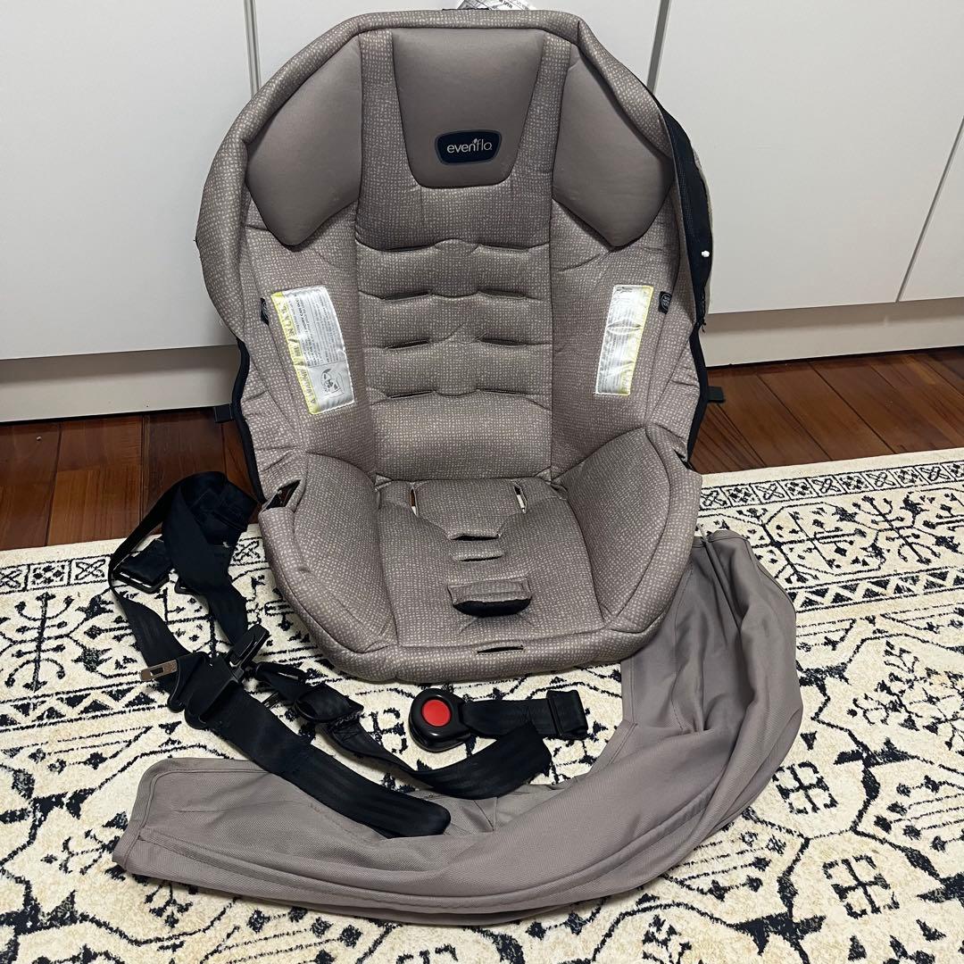 evenflo イーブンフロー　LITEMAX ライトマックス　チャイルドシート