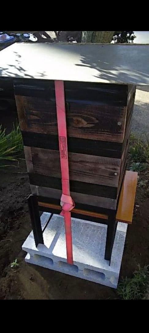 重箱式巣箱台　３００ミリ用　ニホンミツバチ　鉄製台