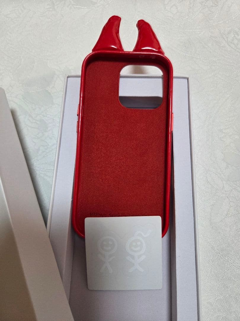 Urban Sophistication 赤いiPhoneケース