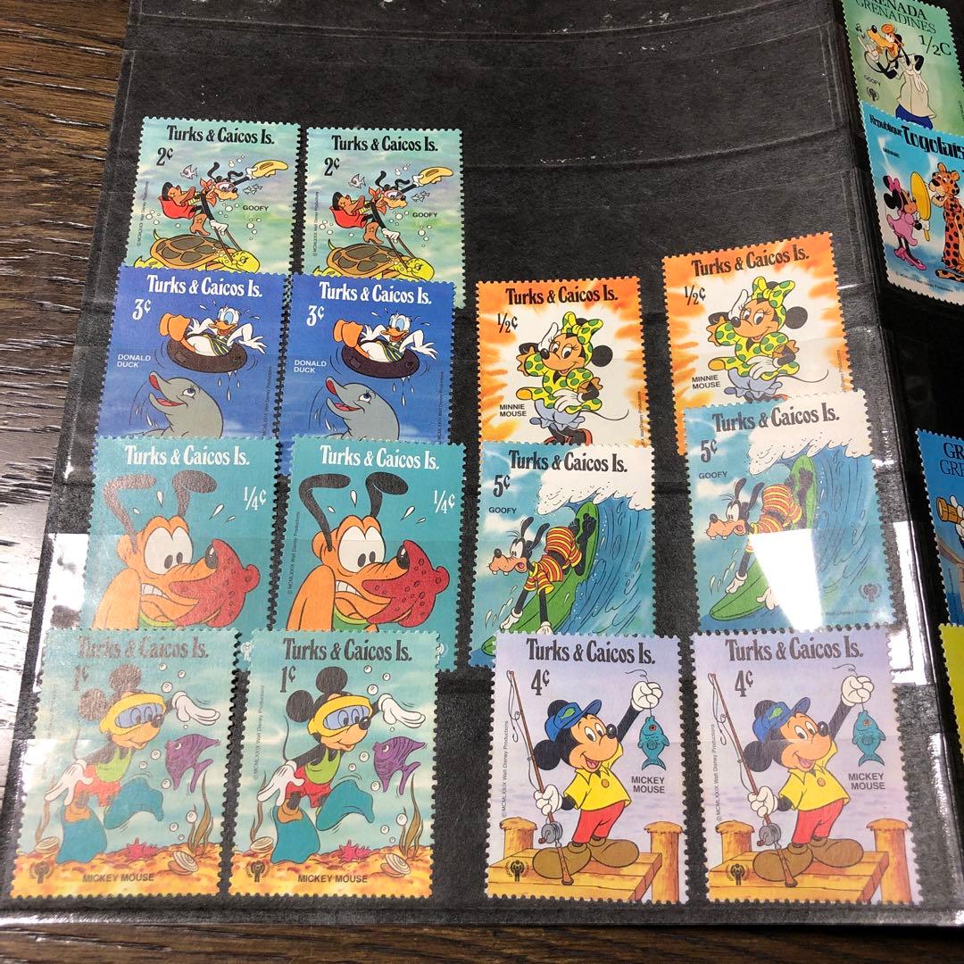 ディズニー　他　外国切手　157枚