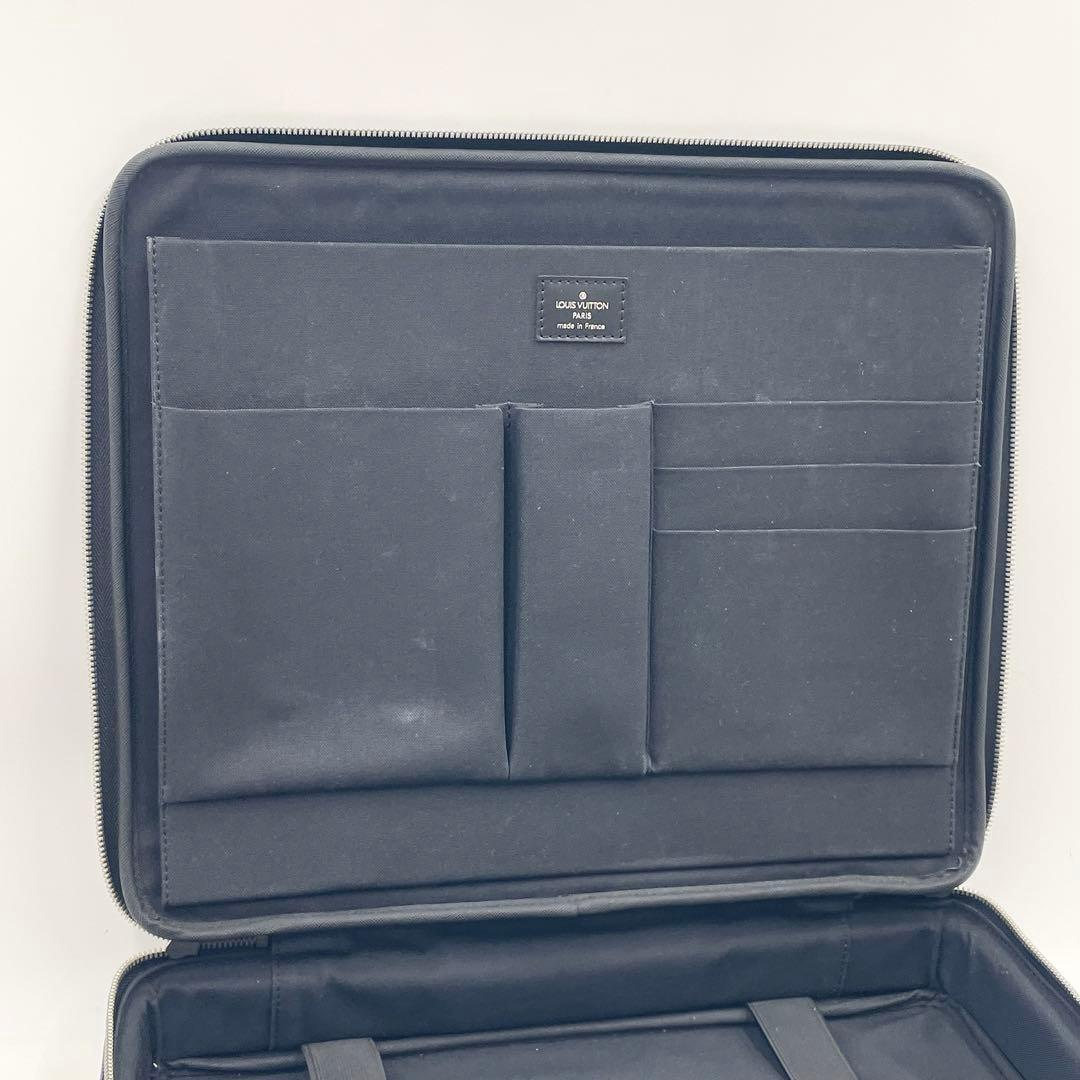 【極美品】ルイヴィトン タイガ ポルト オルディナトゥール オデッサ ブラック