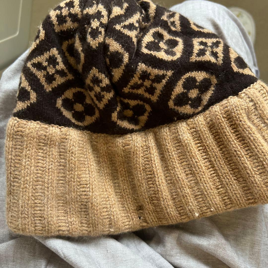 ルイヴィトンのニットキャップ　　2