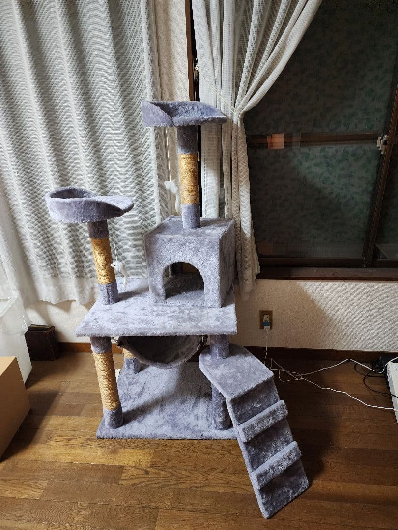 グレー 据え置き型キャットタワー ハンモック付き