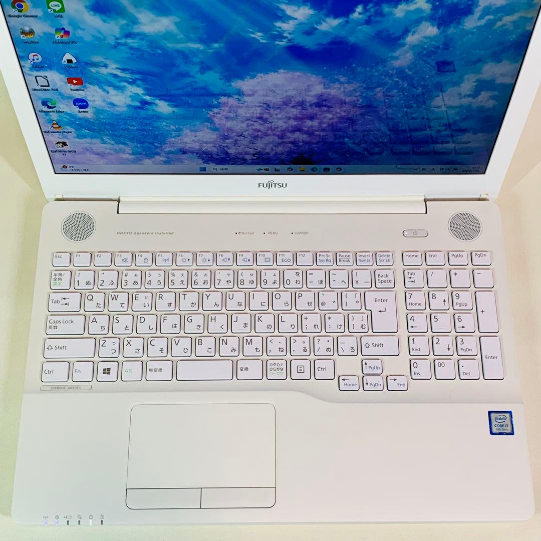 Core i7✨SSD1TB✨16GB✨カメラ✨富士通✨オフィス✨ノートパソコン