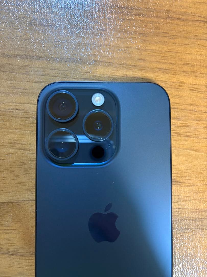 iPhone15pro Keisyam Elshaka専用