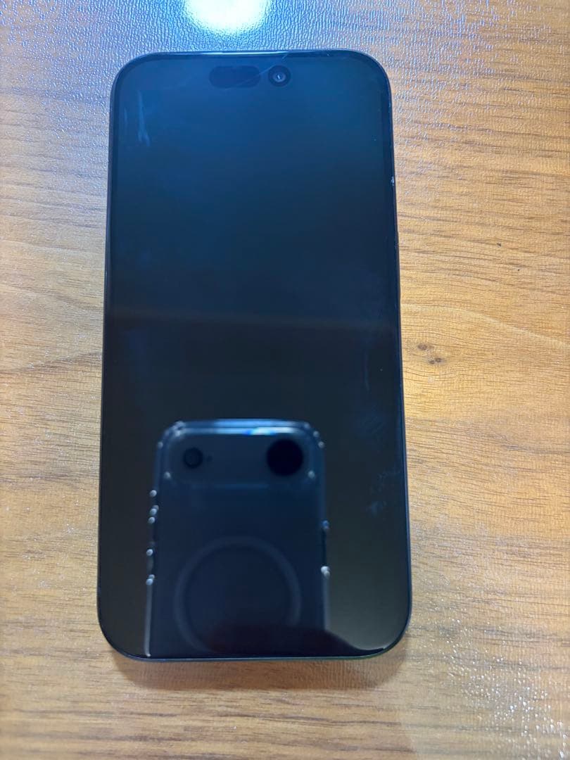 iPhone15pro Keisyam Elshaka専用