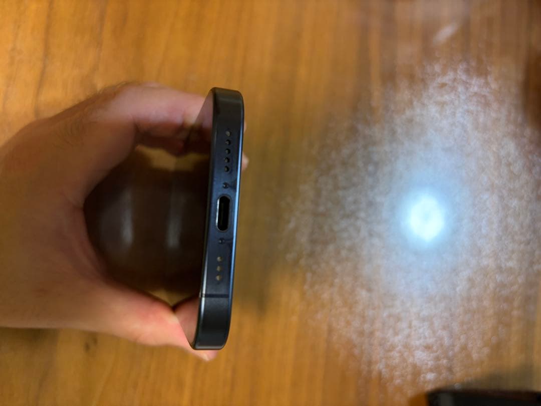 iPhone15pro Keisyam Elshaka専用