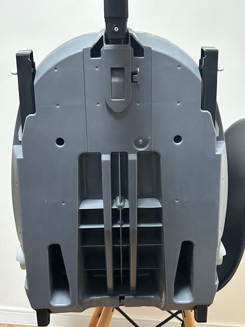 Combi クルムーヴ スマート Light ISOFIX エッグショックJM