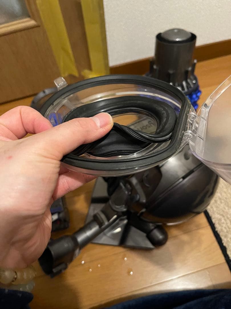 dyson DC7JP-GEA708A 掃除機本体　分解掃除済