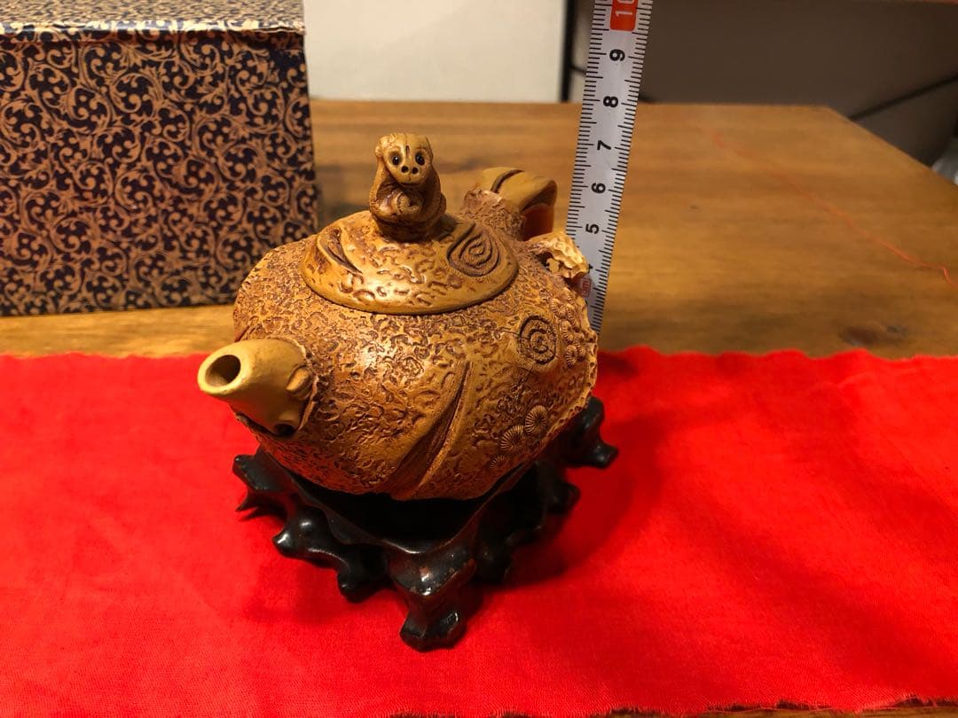 中国宜興猴段泥壺