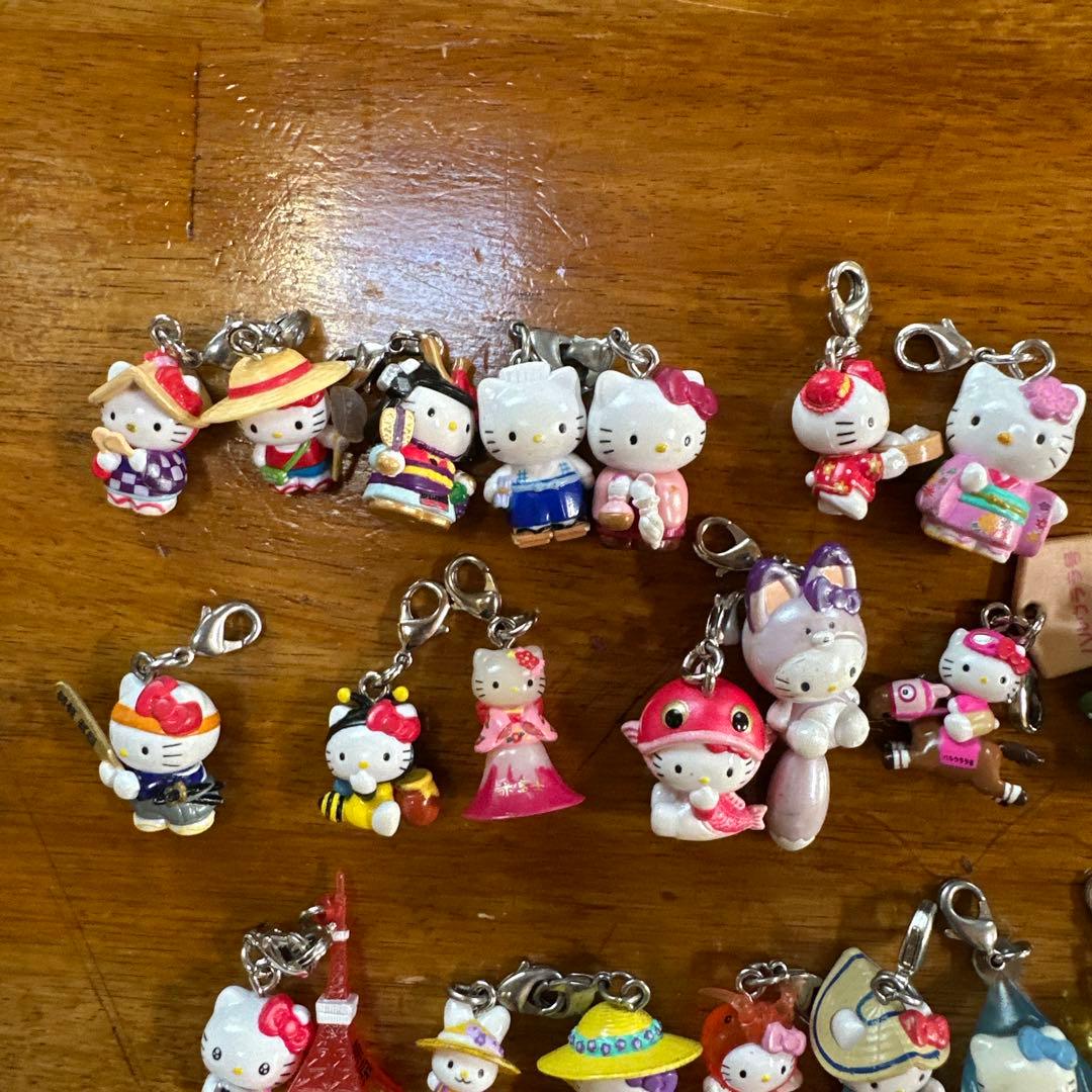 ハローキティ ストラップセット　70個