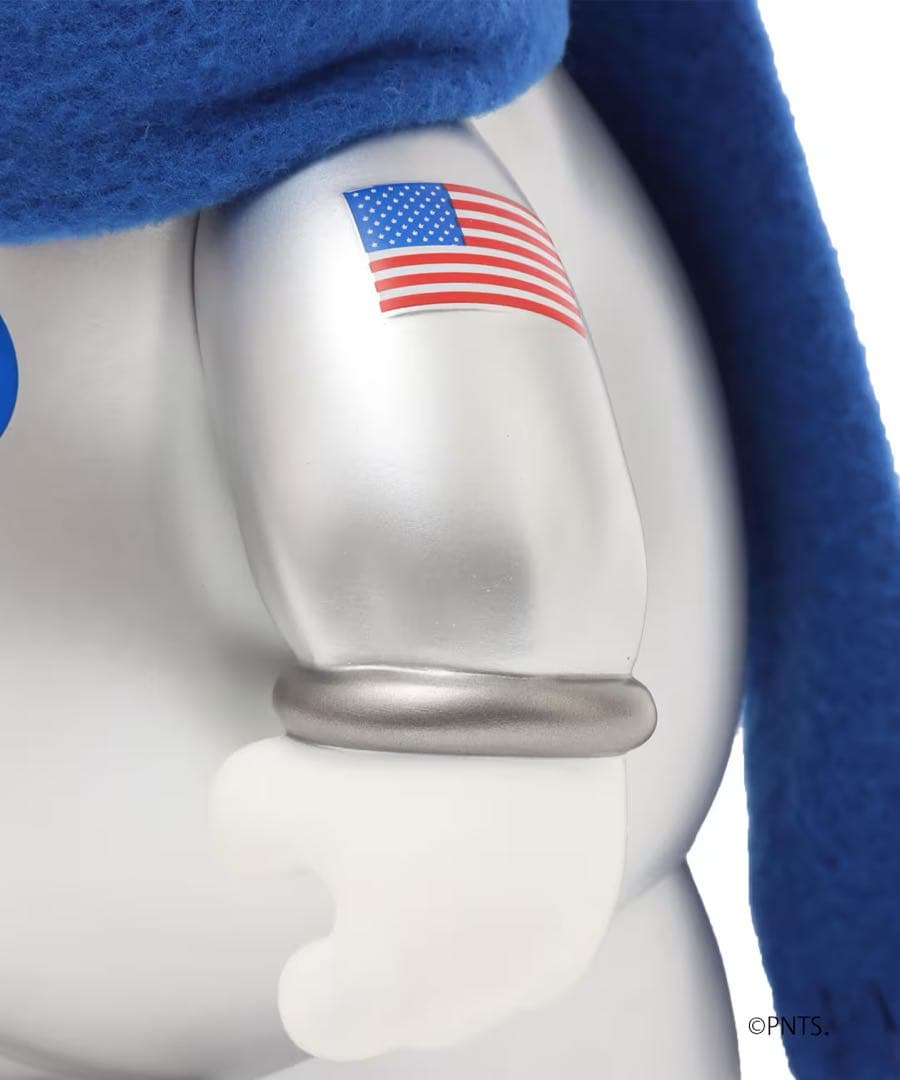 atmos限定150体 SNOOPY (SILVER SPACESUIT)