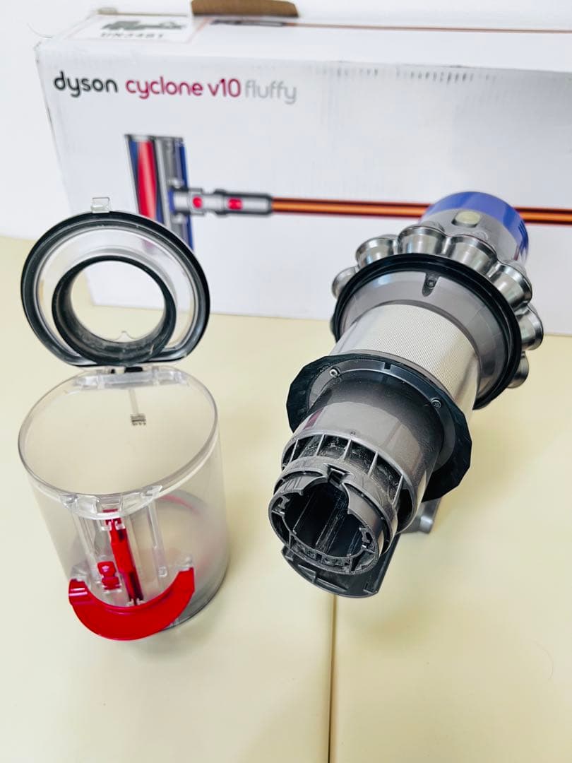 Dyson Cyclone V10 Fluffy SV12 本体