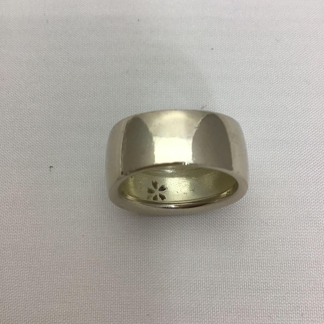 ❣️4℃ ❣️ 桜サクラ　彫ストーン付き　フラワーモチーフ シルバーリング11.5号