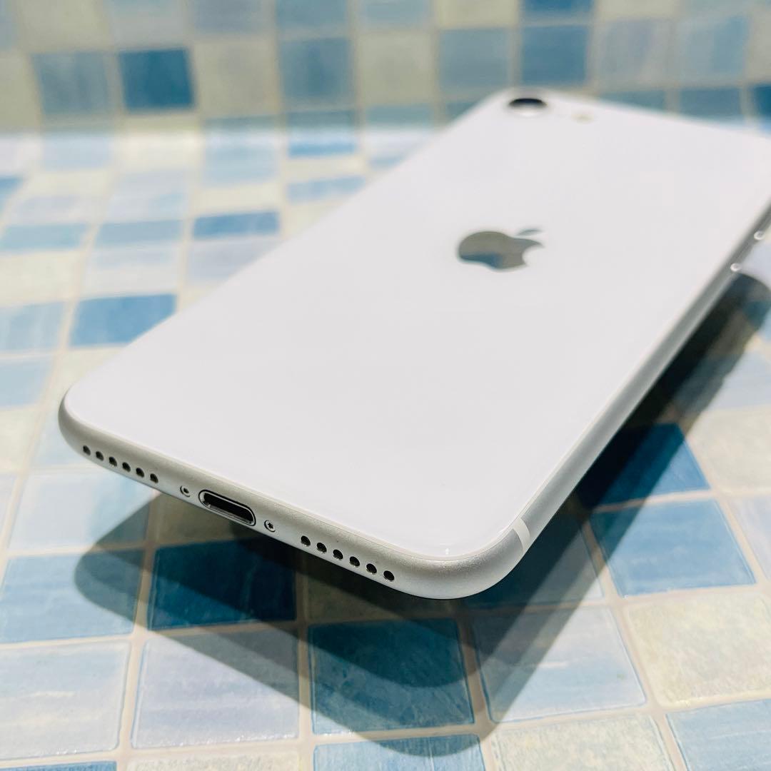 SIMフリー iPhoneSE2 64GB ホワイト バッテリー新品