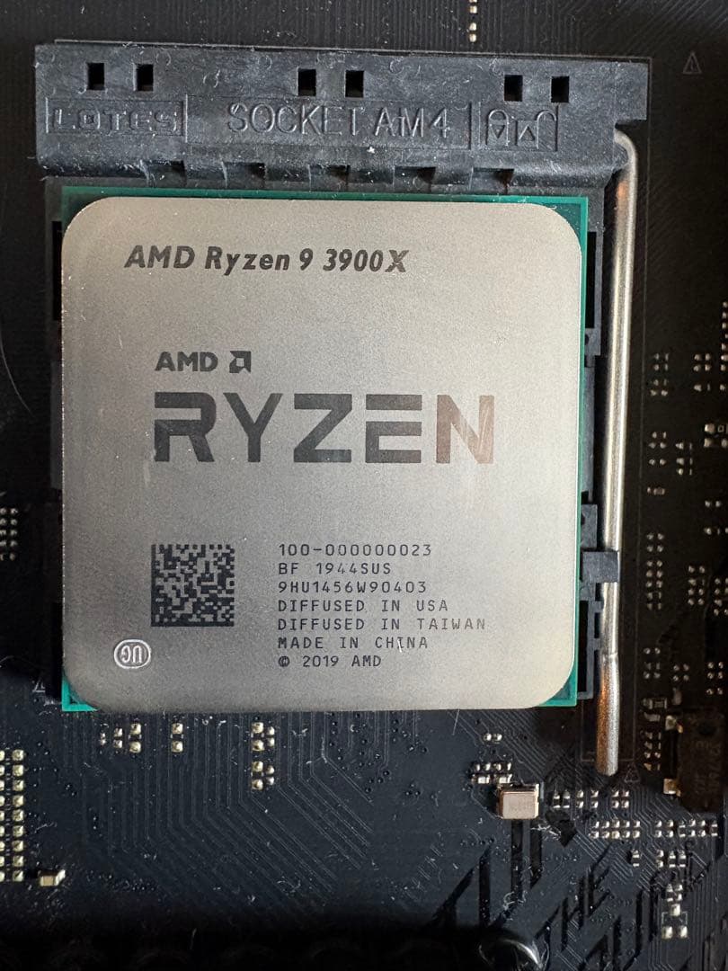 Ryzen9 3900x＋X570-F GAMING＋64Gメモリセット