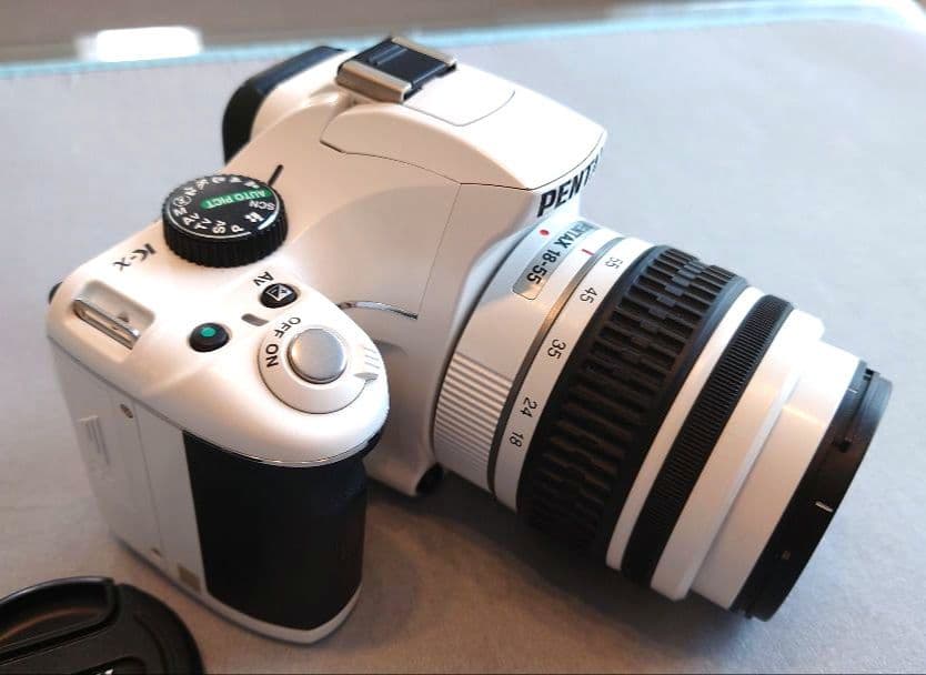 PENTAX K-x ホワイト シャッター約7500回 ※撮影時に汚れ写りあり