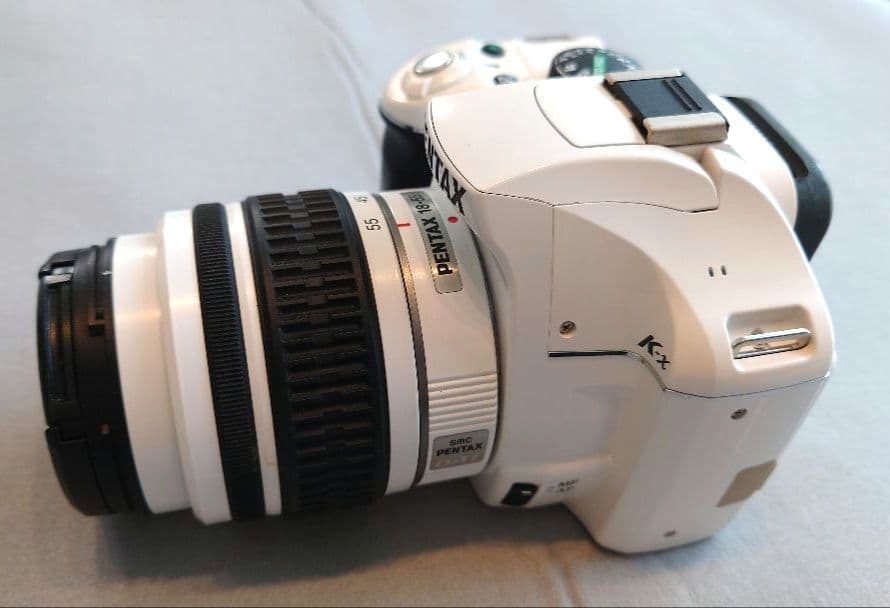 PENTAX K-x ホワイト シャッター約7500回 ※撮影時に汚れ写りあり