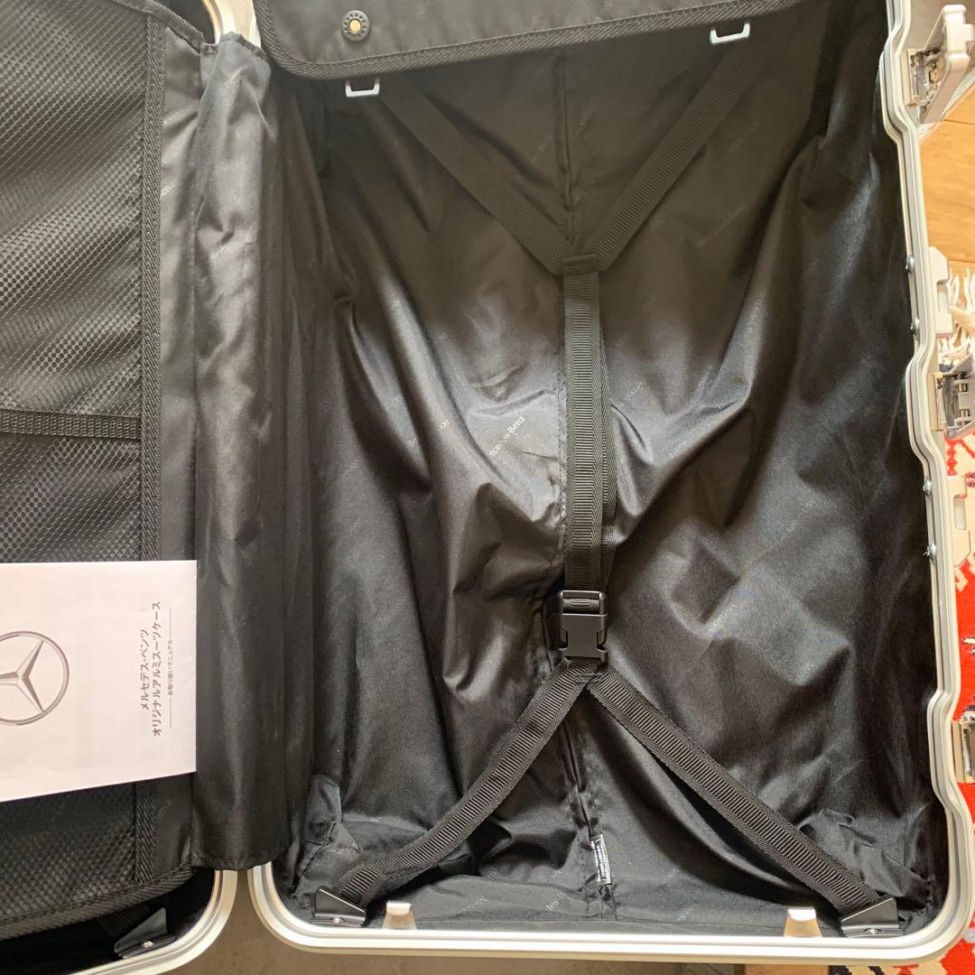 たま　非売品　メルセデスベンツ　スーツケース　シルバー　アルミ　キャリー