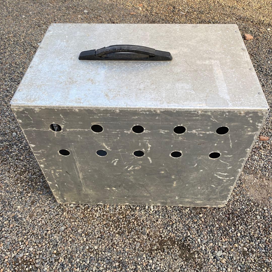 金属製中型犬用ケージ