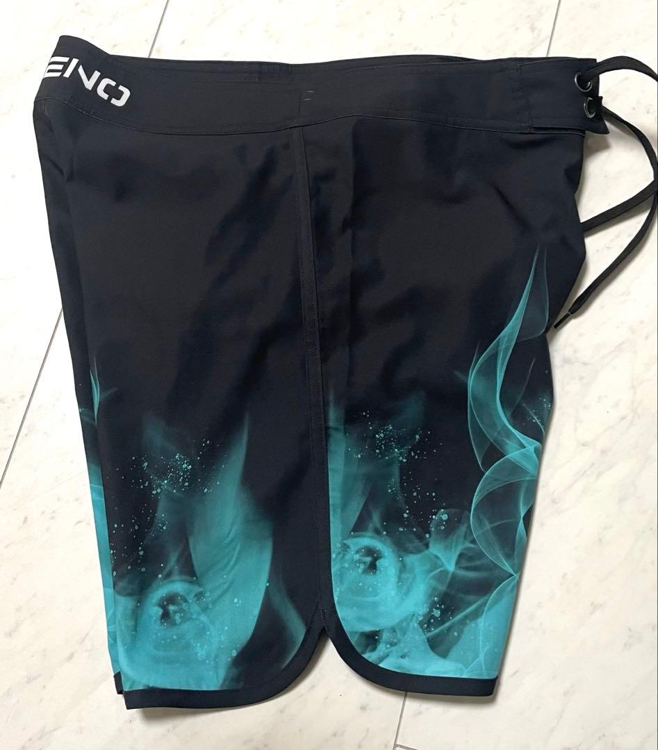 XENO サーフパンツ FLAME BLACK BLUE Lサイズ